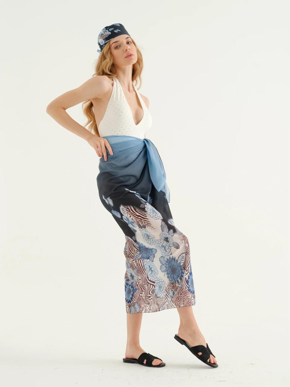 Deniz Nave grade flower-detailed Pareo + Bandana